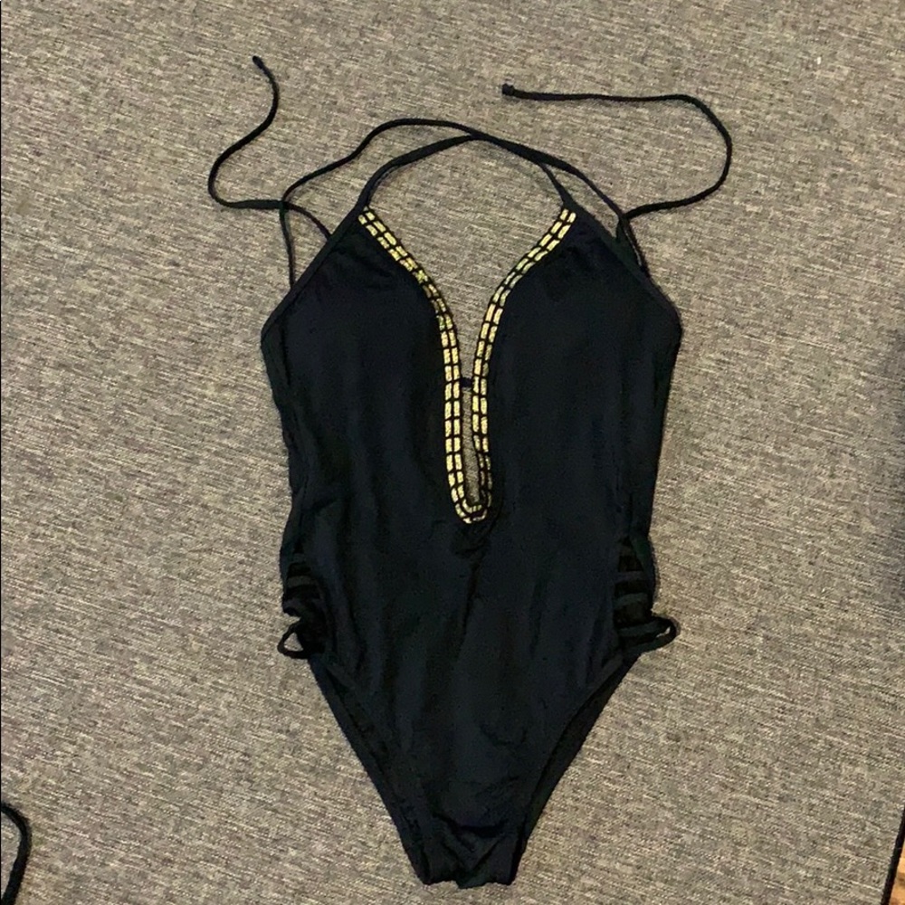 🟢 One Piece Swimwear Swim Suit Black Gold Low Back XS